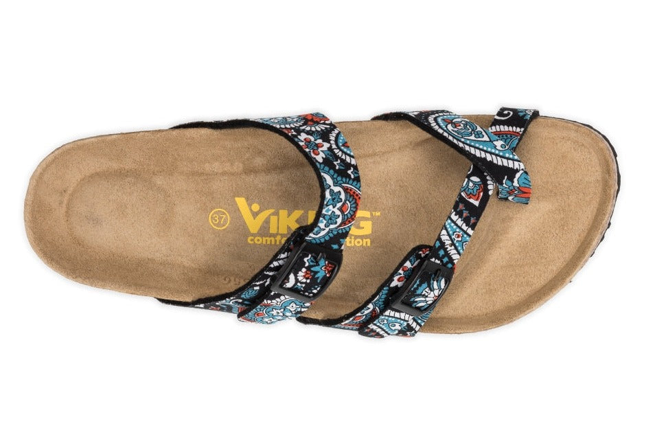 Tofino::Black Paisley