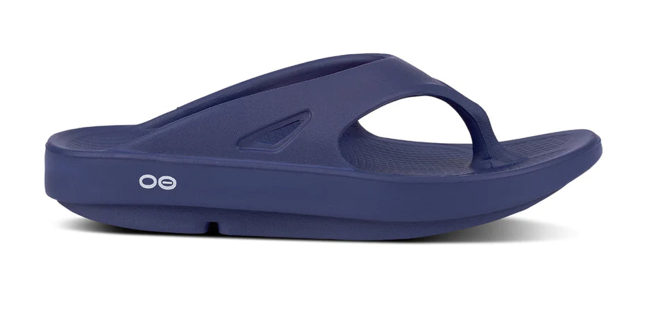 NEW OOFOS unisex ooriginal thong sandal in navy OOFOS OOriginal Thong – Navy | Comfortable Recovery Sandals  main image 2