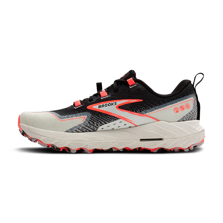 Women's Sample Cascadia 18::Black/Blue Wash/ Flame
