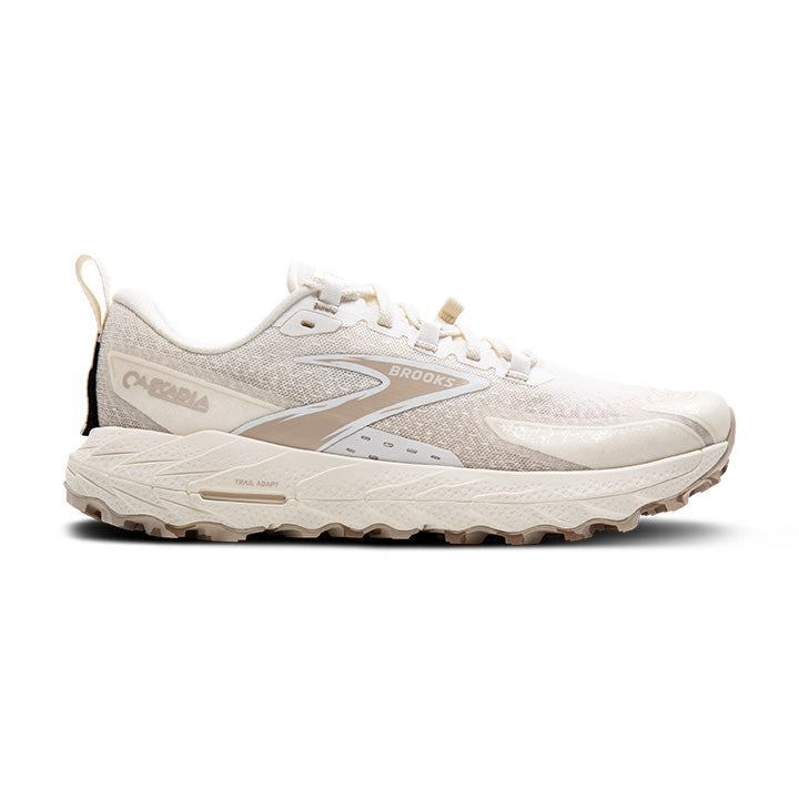 Women's Sample Cascadia 18::Coconut/Chateau/White