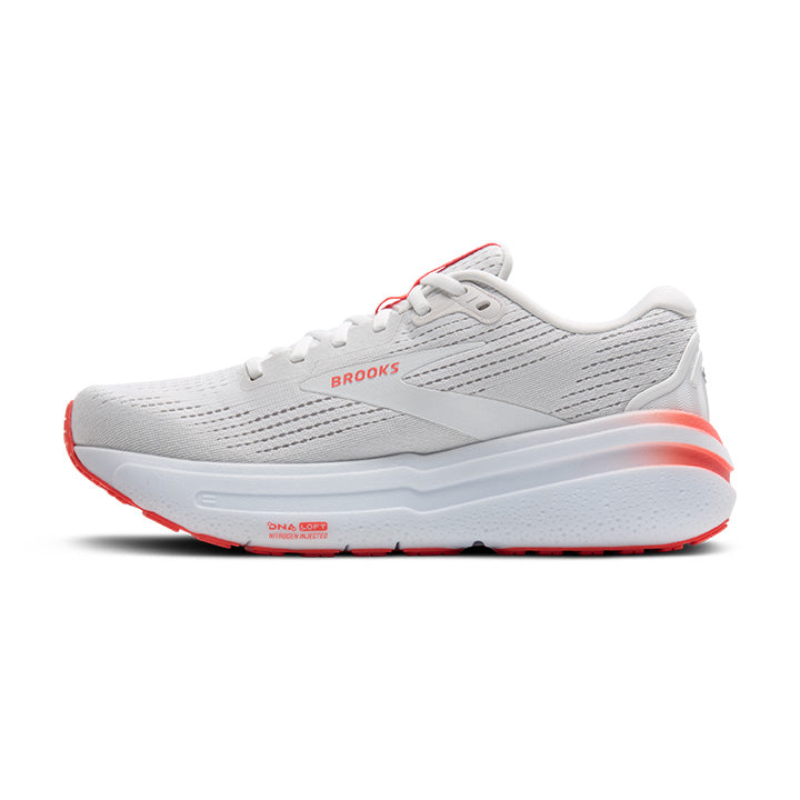 Women's Sample Ghost Max 2::White/Hot Coral