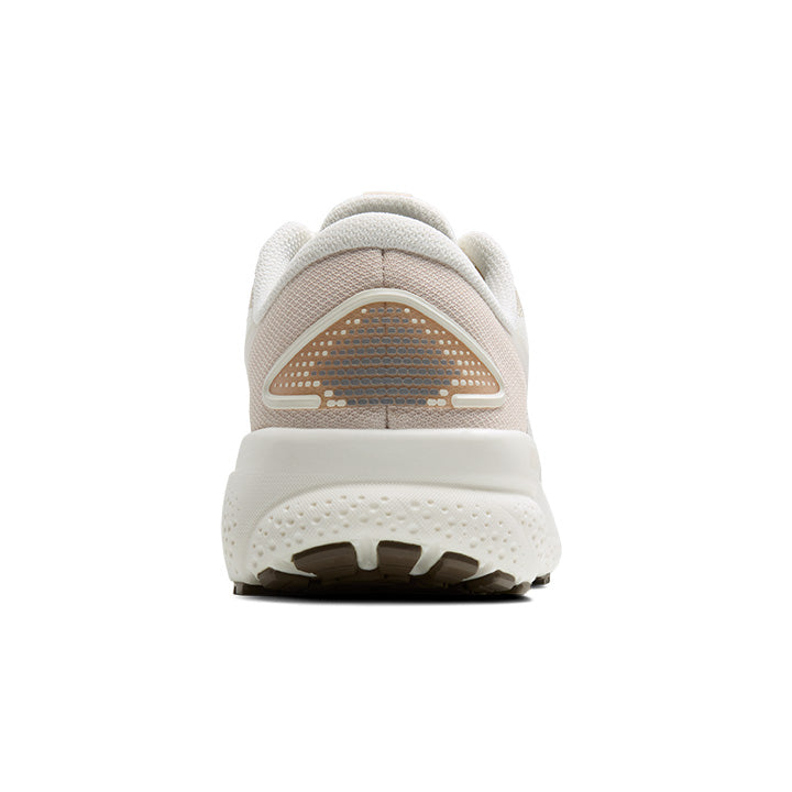 Women's Sample Ghost 16 Weatherized::Almond Peach/Coconut/Falcon