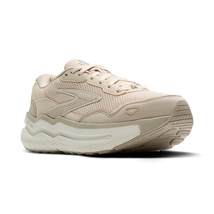 Women's Sample Ghost Max SE::Almond Peach/Chateau/Coconut