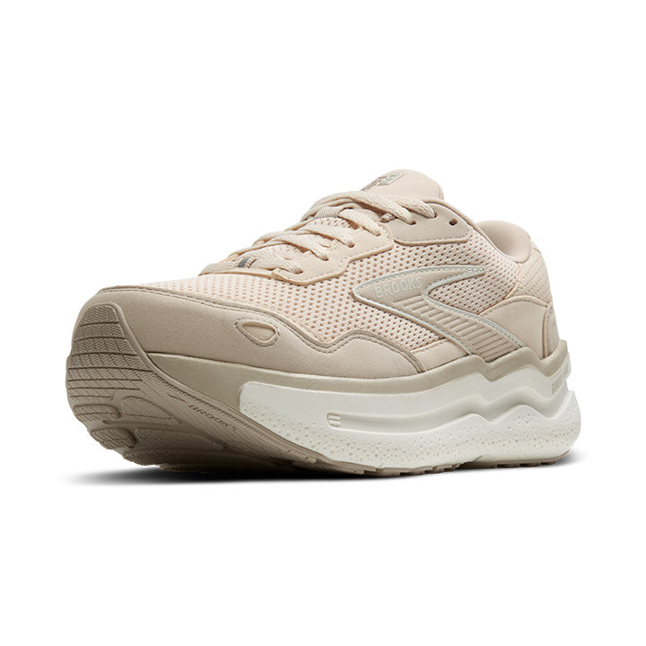 Women's Sample Ghost Max SE::Almond Peach/Chateau/Coconut