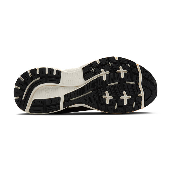 Women's Sample Trace 4::Ebony/Black/Almond