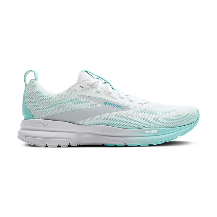 Women's Sample Trace 4::Bright White/Limpet/Oyster
