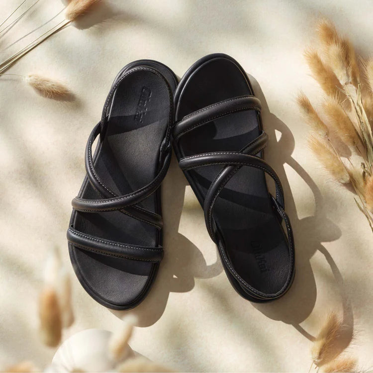 Tiare Strappy::Black/Black