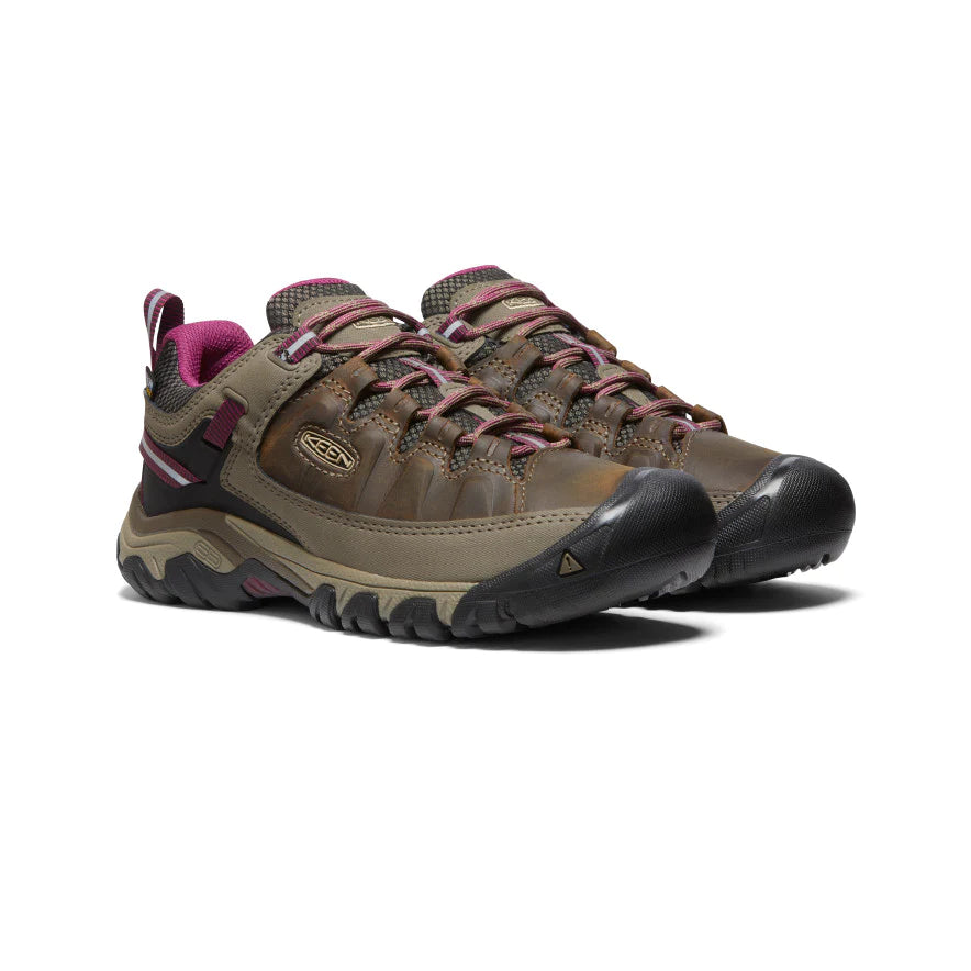 Targhee III Waterproof::Weiss/Boysenberry