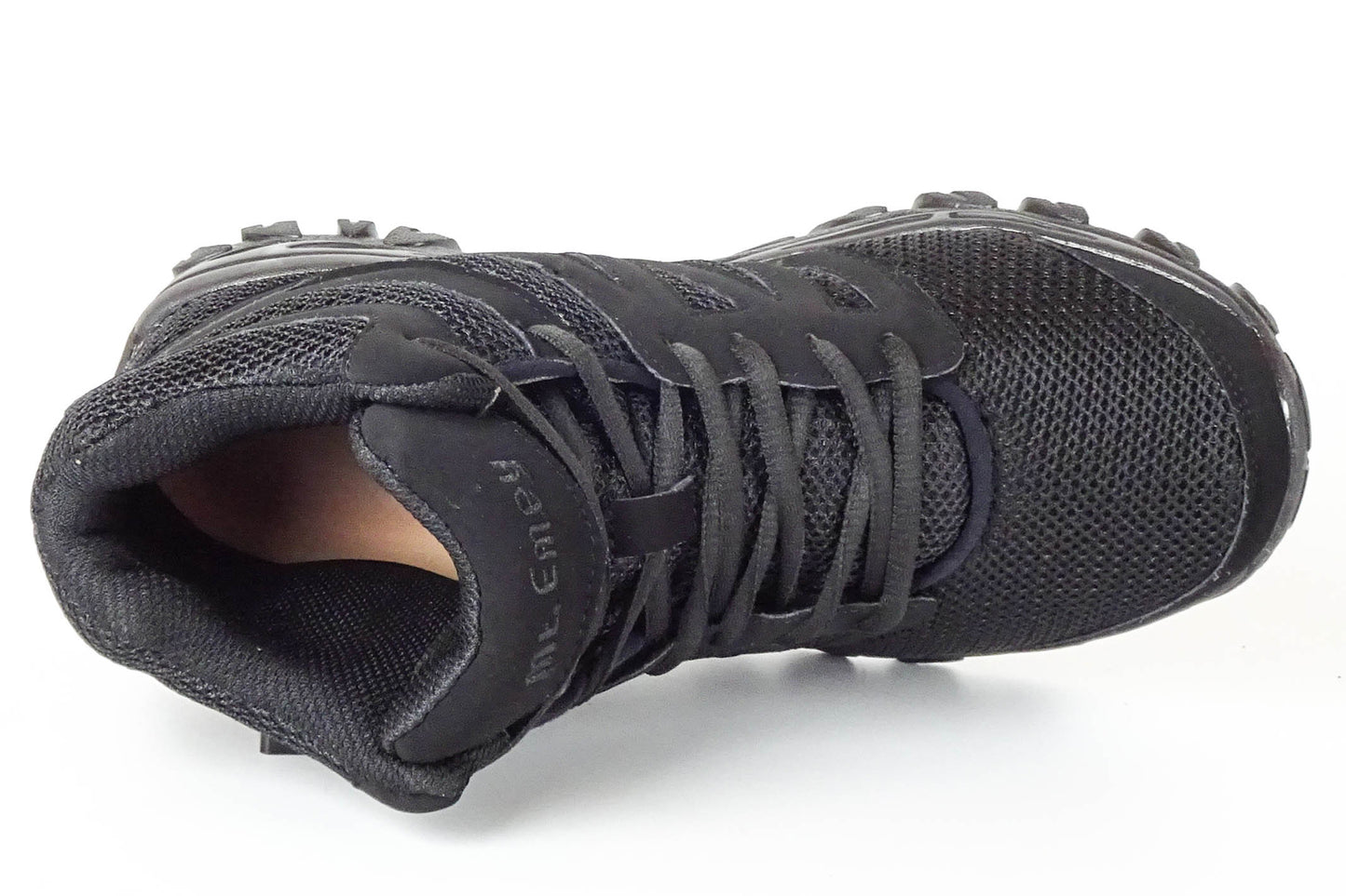 9713 Added Depth Mesh Walking Shoe::Black