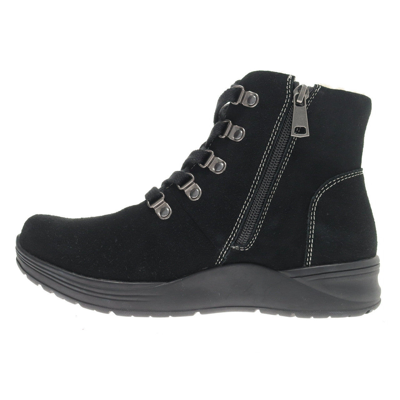 Demi::Black