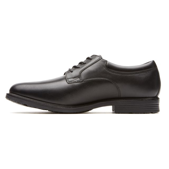 Essential Details Waterproof Plain Toe::Black