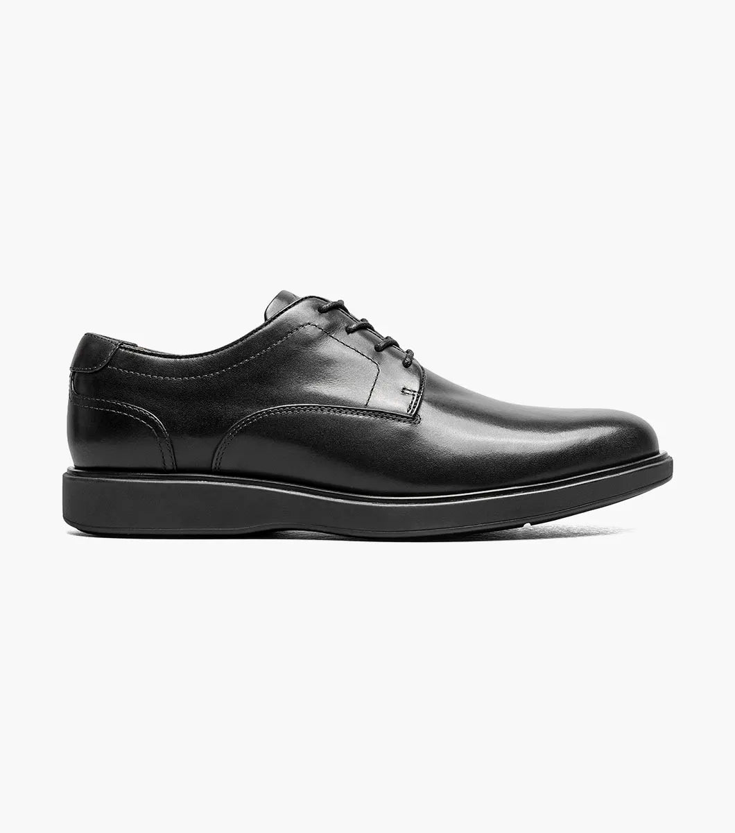 Avenue Plain Toe Oxford::Black