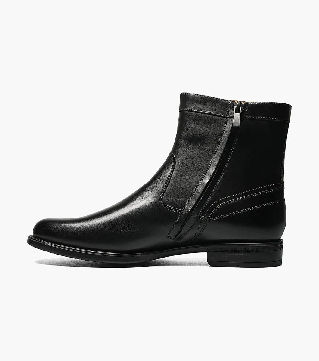 Midtown Plain Toe Zipper Boot::Black