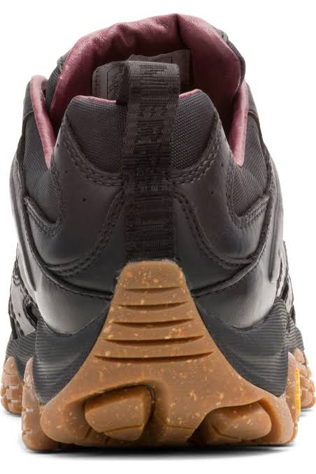 Moab 3 Luxe Leather::Black/Gum